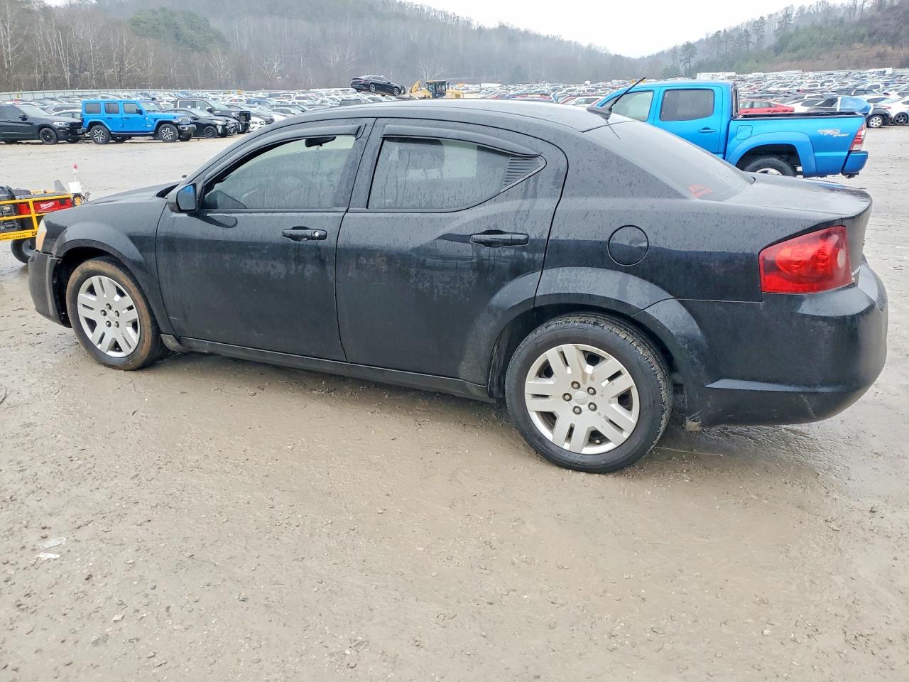 2012 DODGE AVENGER