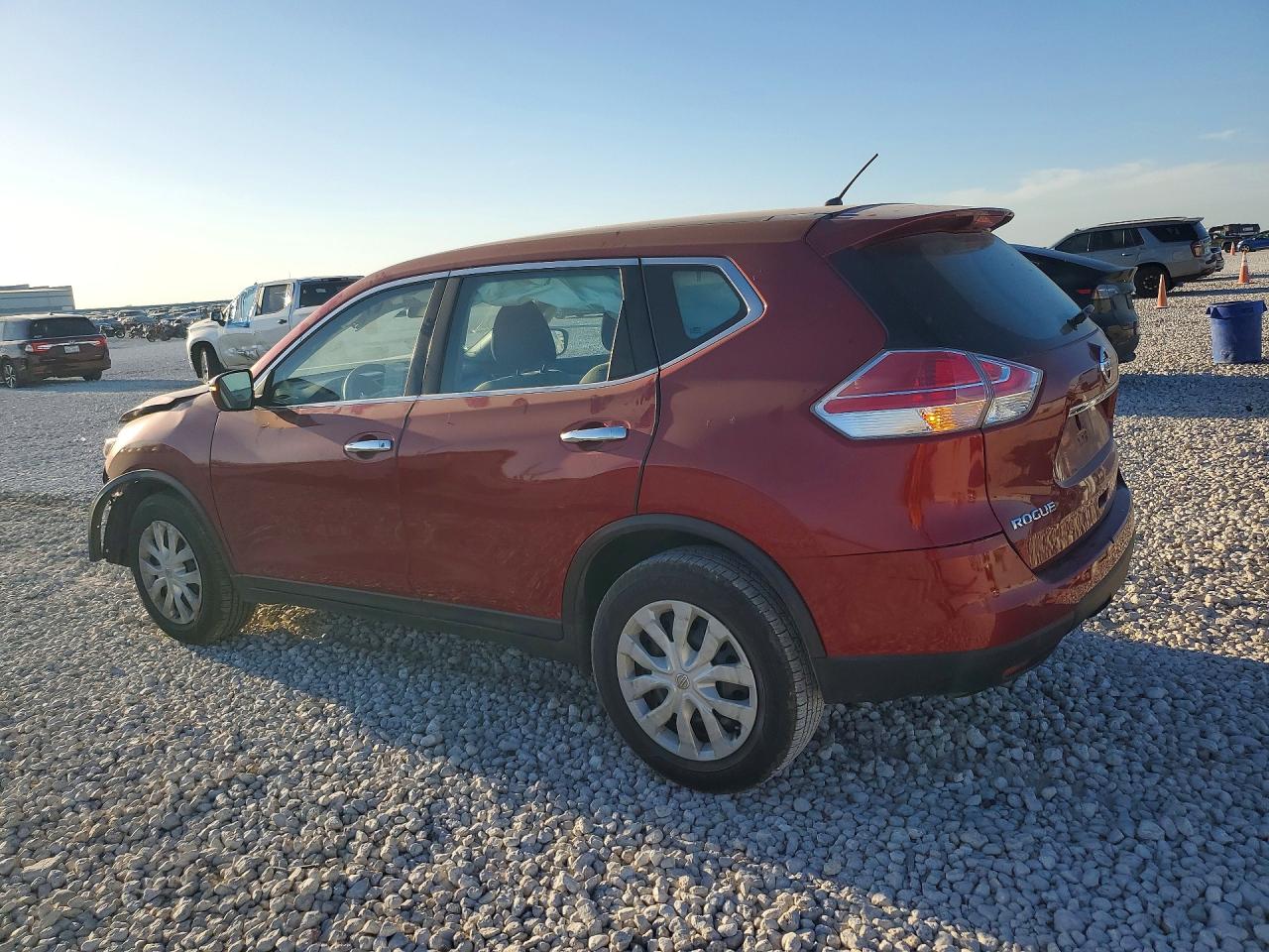 2015 NISSAN ROGUE