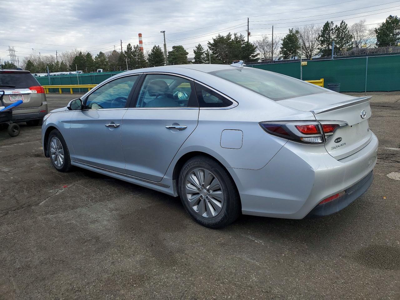 2016 HYUNDAI SONATA