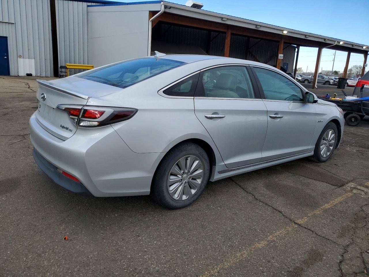 2016 HYUNDAI SONATA
