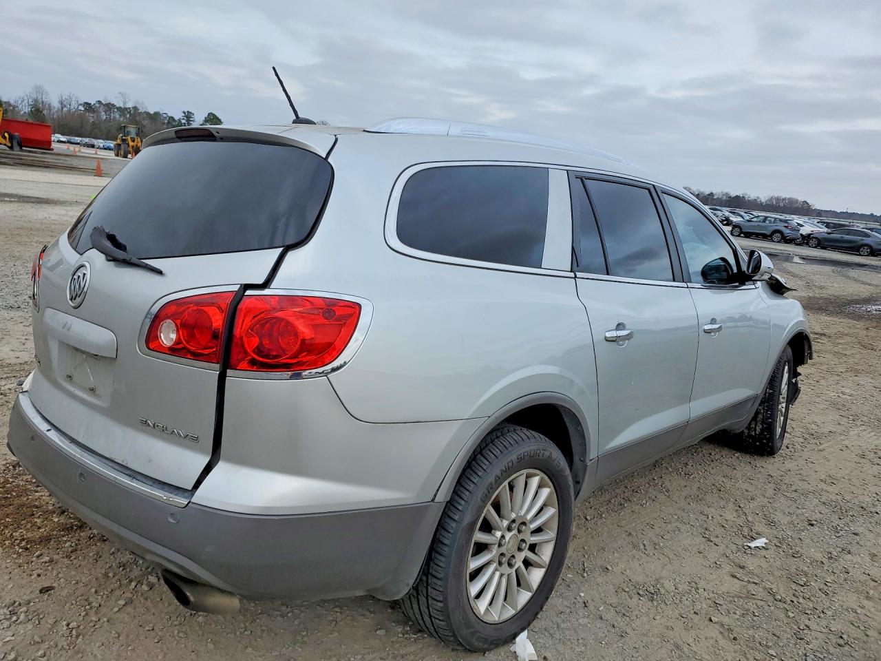 2011 BUIC ENCLAVE