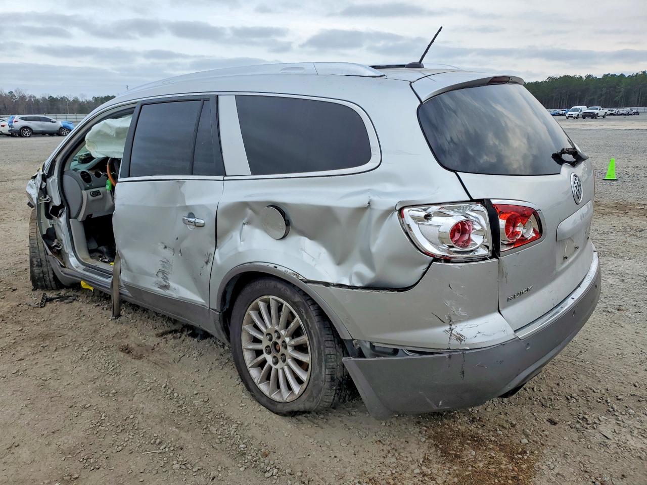 2011 BUIC ENCLAVE