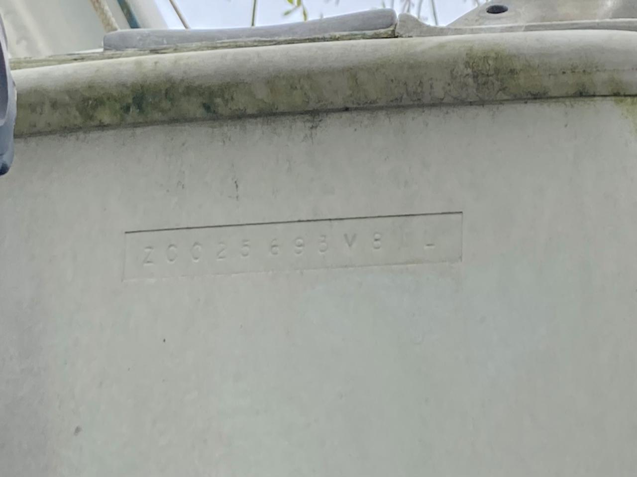 1984 SAIL BOAT