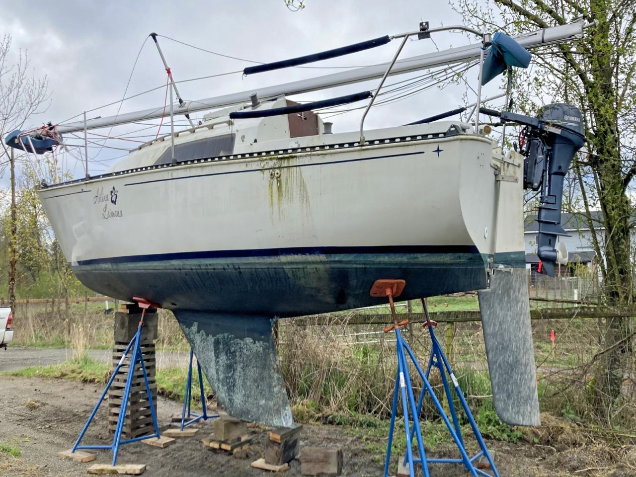 1984 SAIL BOAT