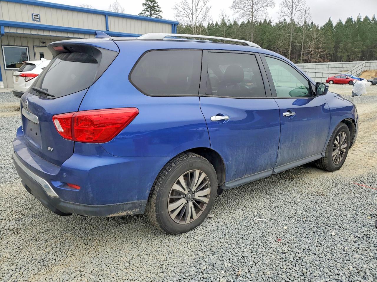 2019 NISSAN PATHFINDER