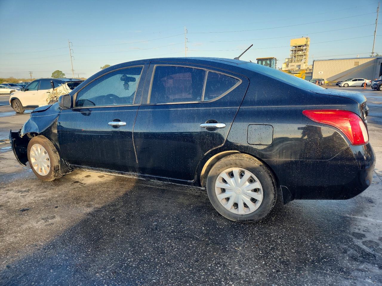 2012 NISSAN VERSA