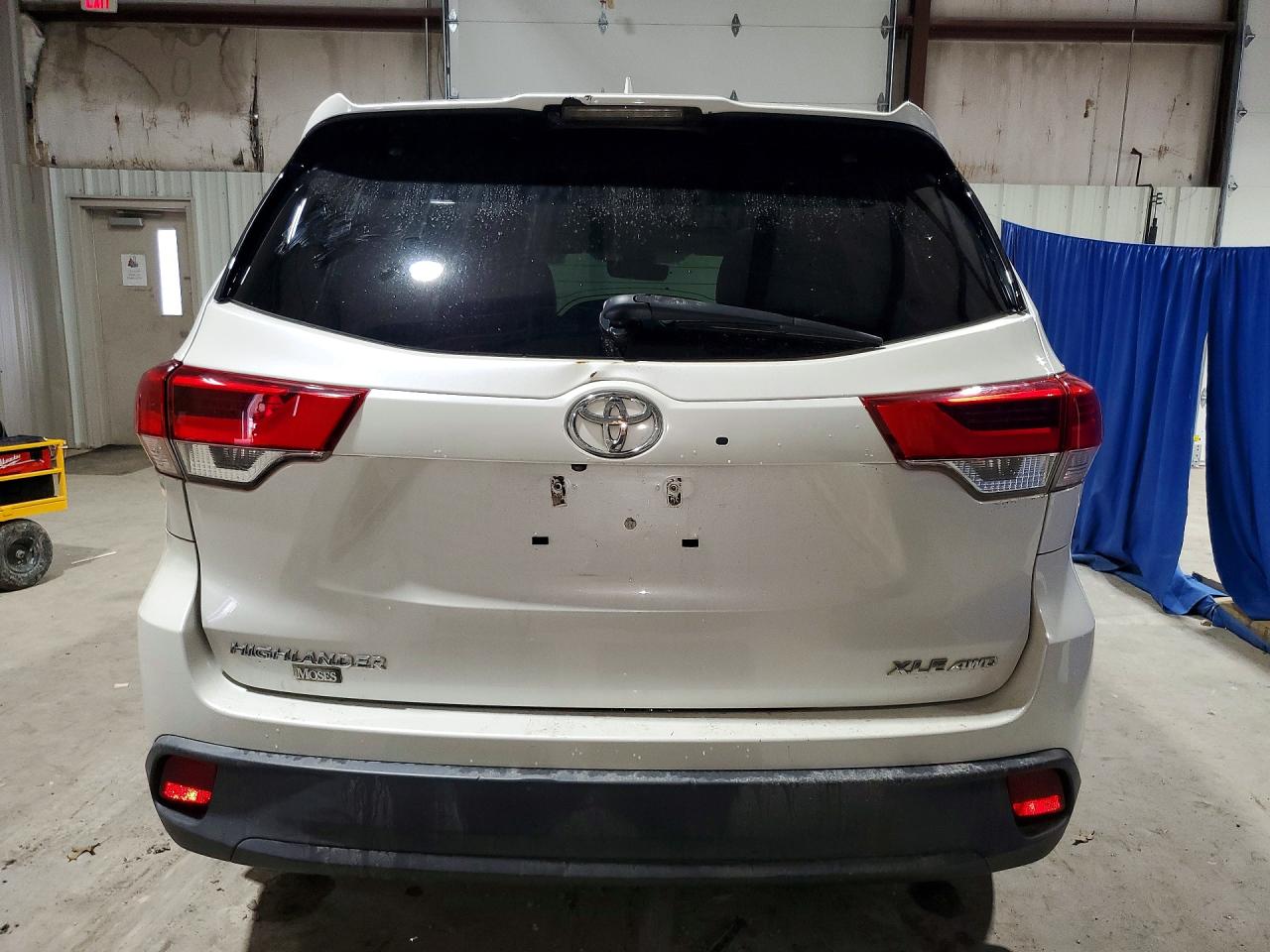 2019 TOYOTA HIGHLANDER