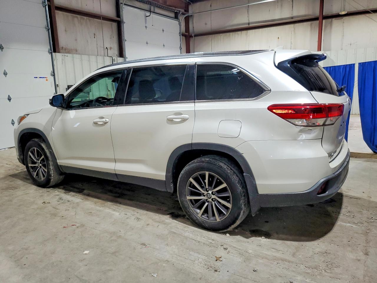 2019 TOYOTA HIGHLANDER