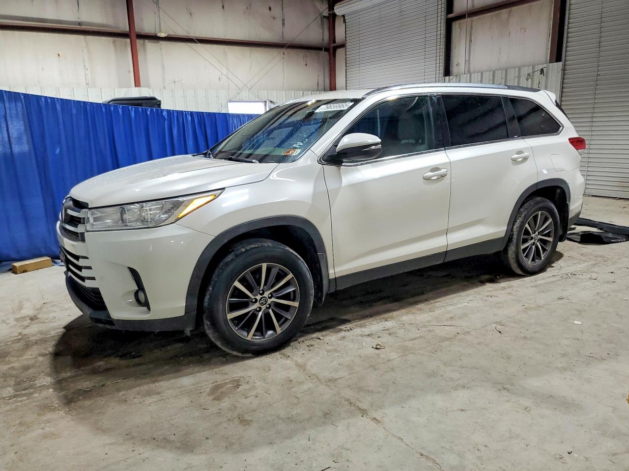 2019 TOYOTA HIGHLANDER