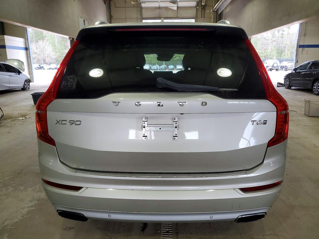 2016 VOLVO XC90