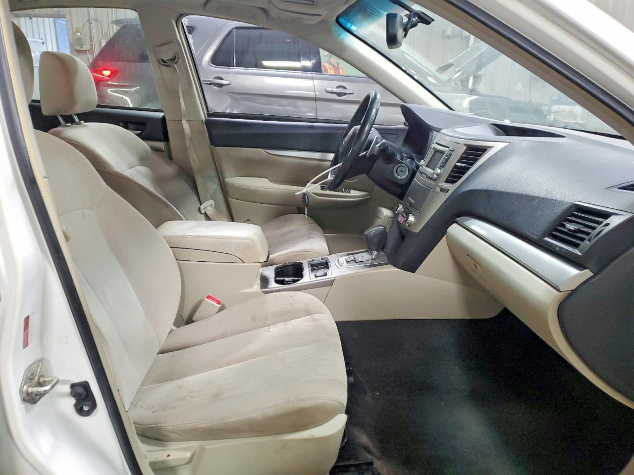 2014 SUBARU LEGACY