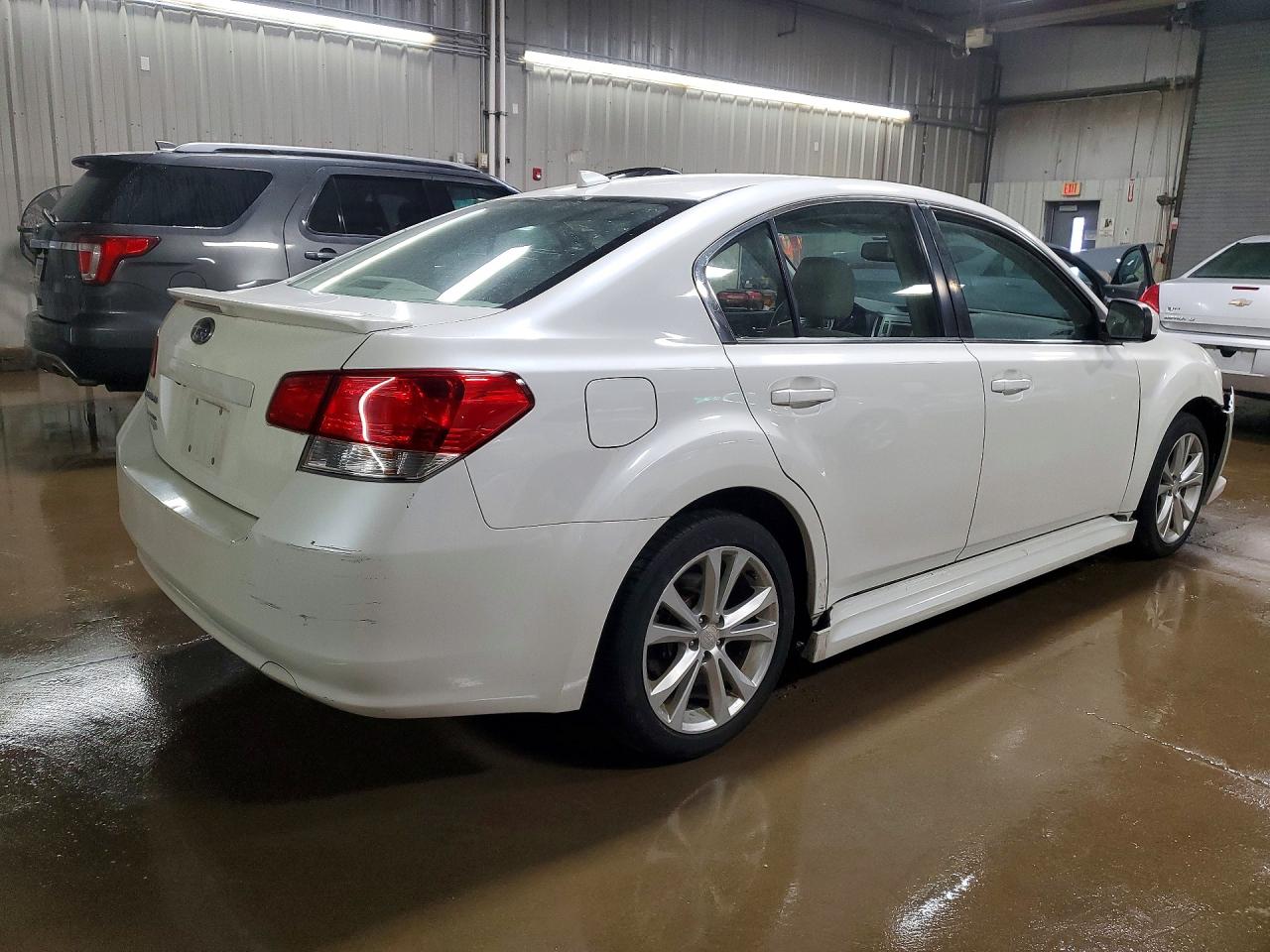 2014 SUBARU LEGACY