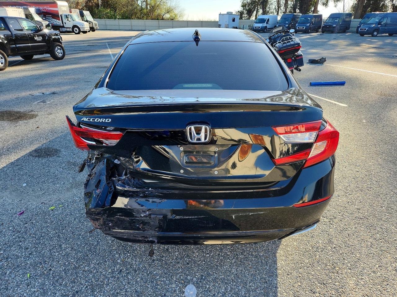 2019 HONDA ACCORD