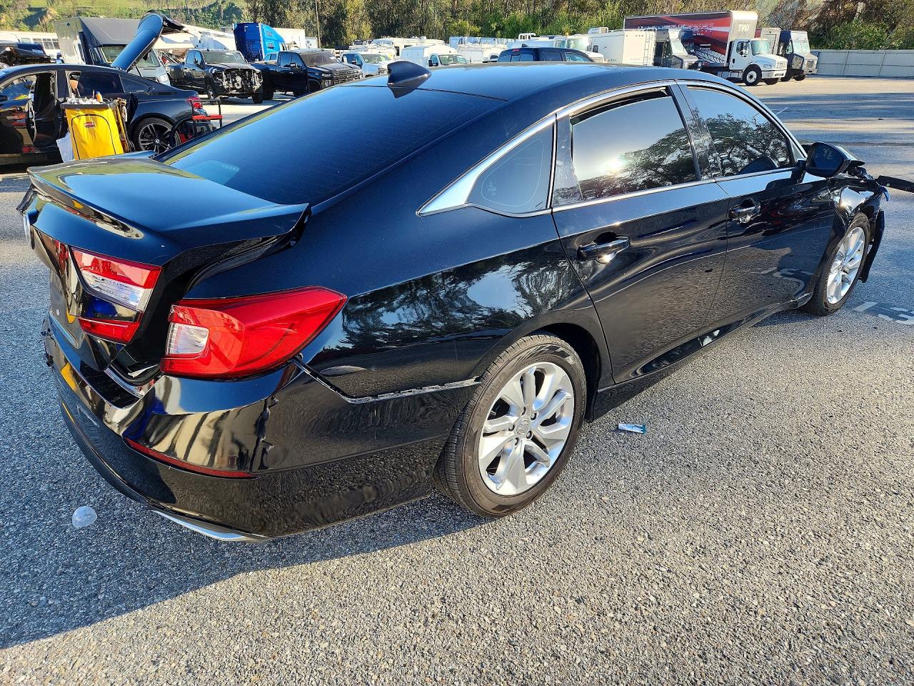 2019 HONDA ACCORD