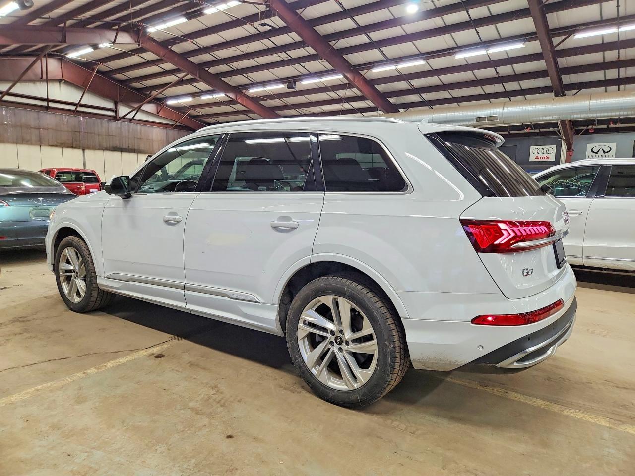 2021 AUDI Q7