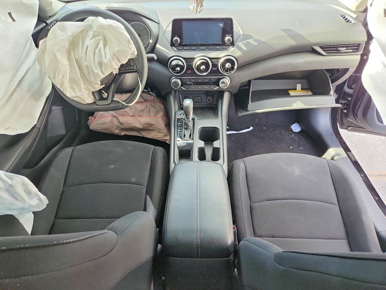 2024 NISSAN SENTRA