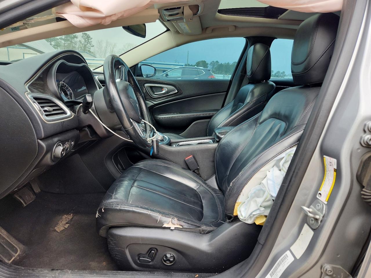 2015 CHRYSLER 200