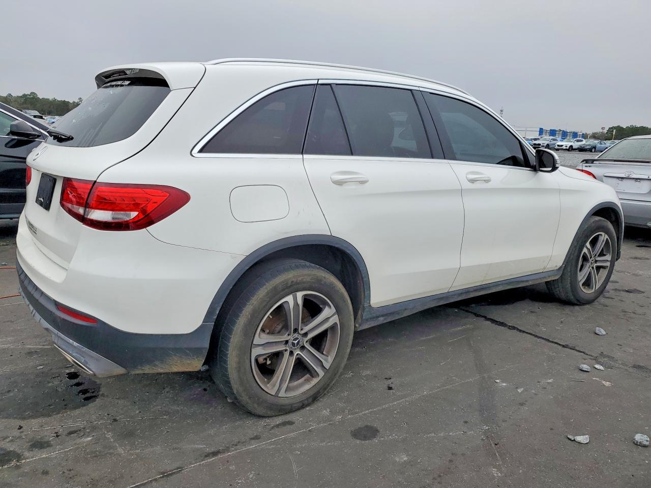 2019 MERCEDES-BENZ GLC-CLASS