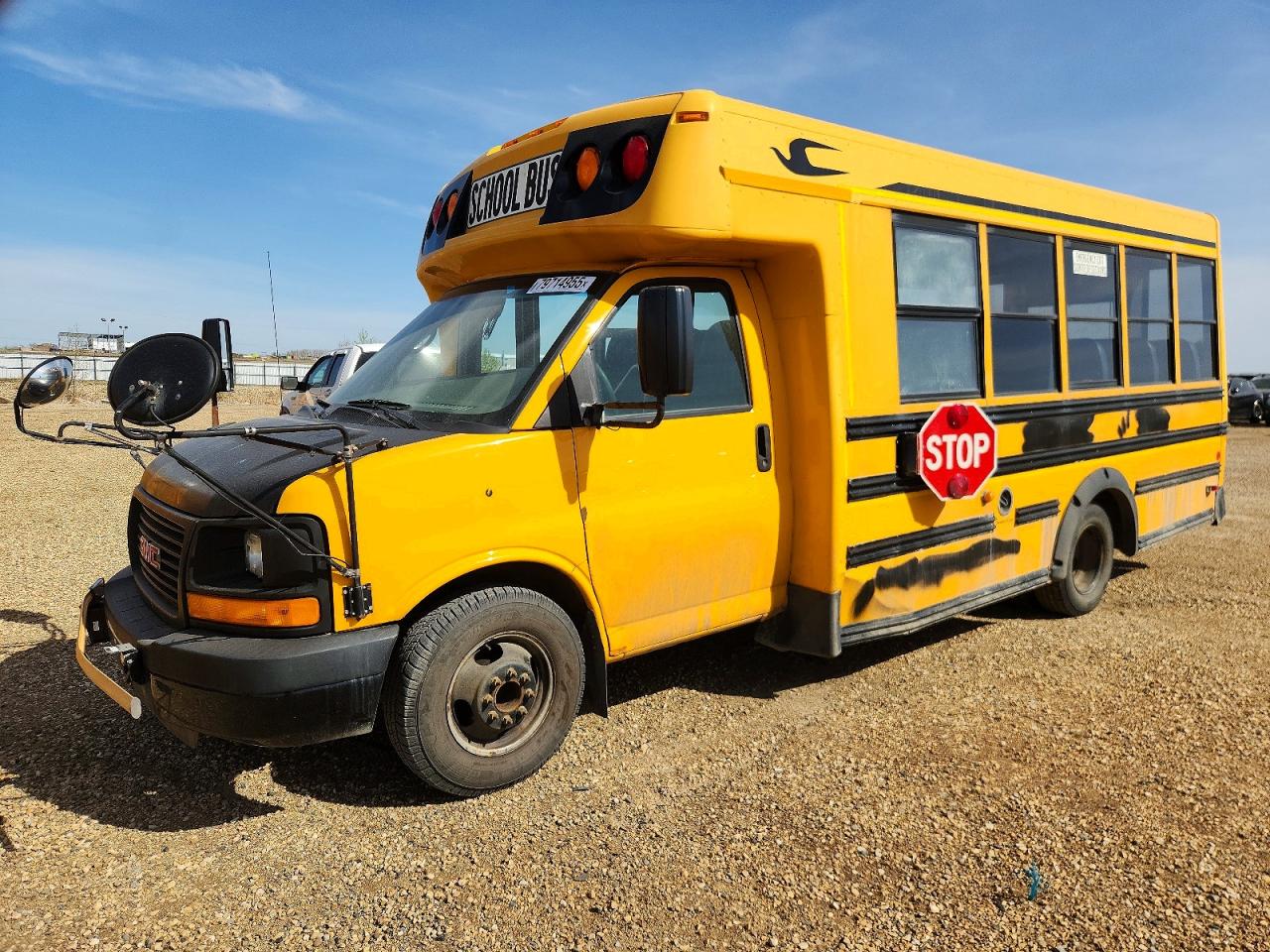 2011 GMC MICRO BIRD