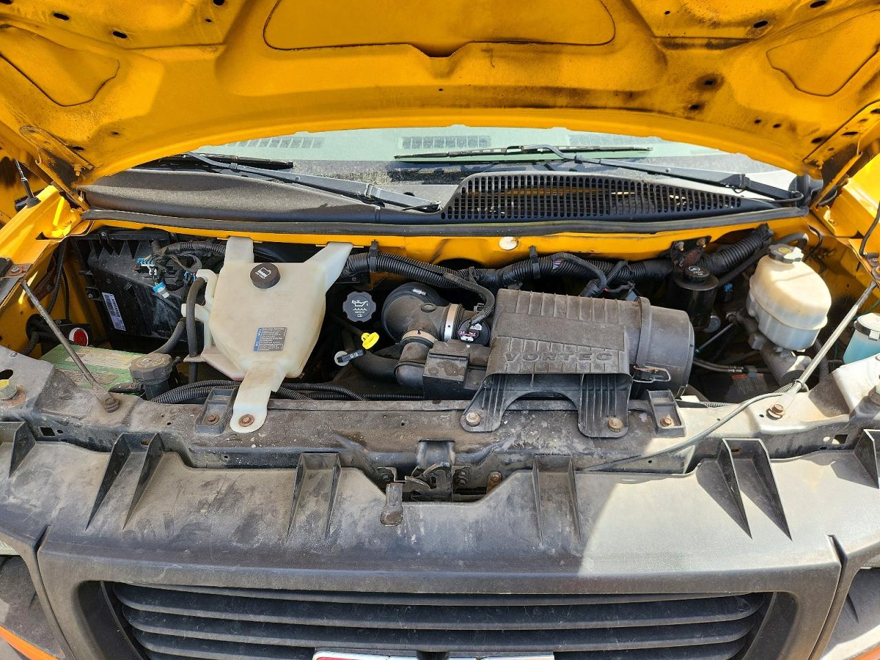 2011 GMC MICRO BIRD