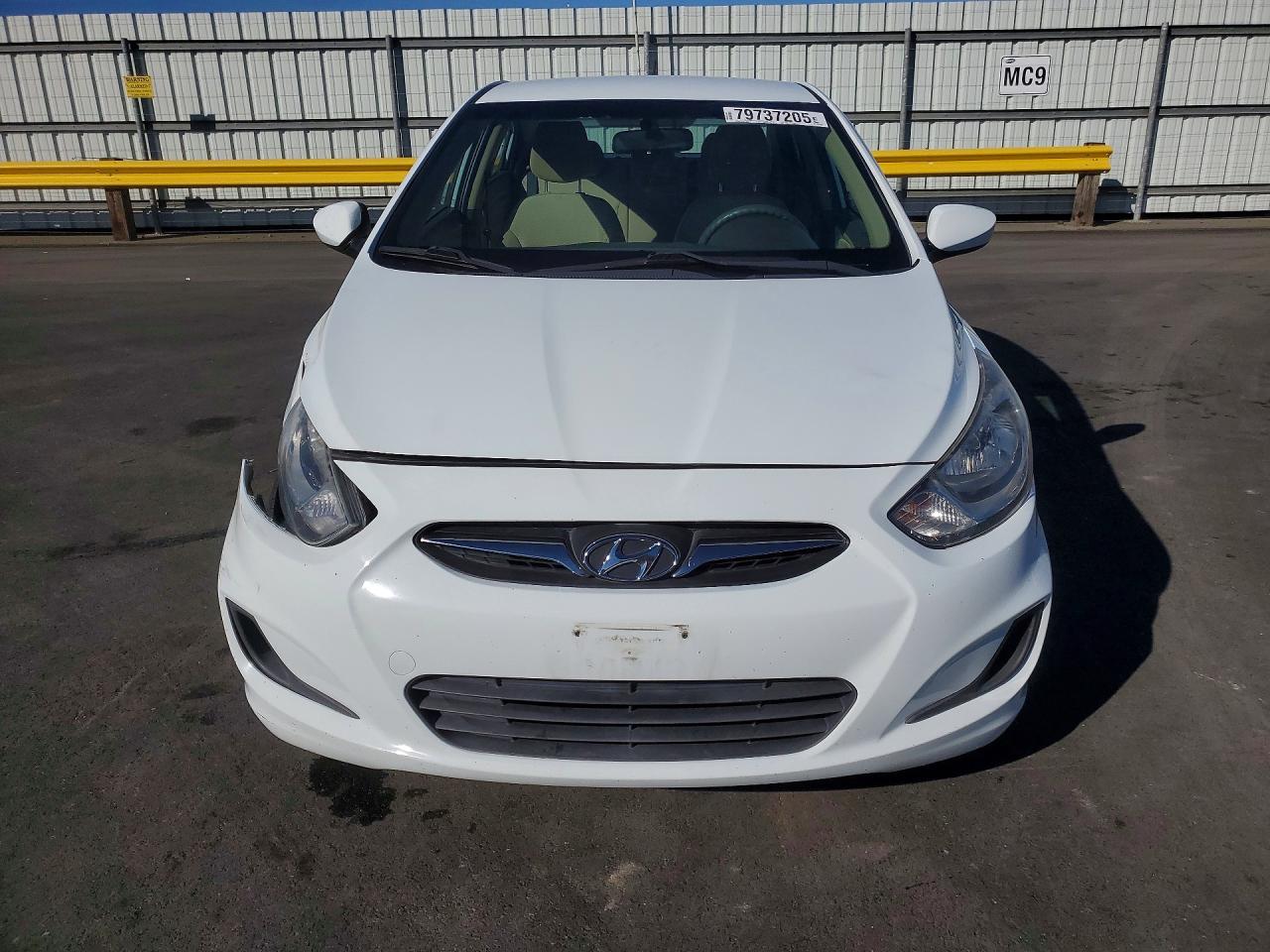 2014 HYUNDAI ACCENT