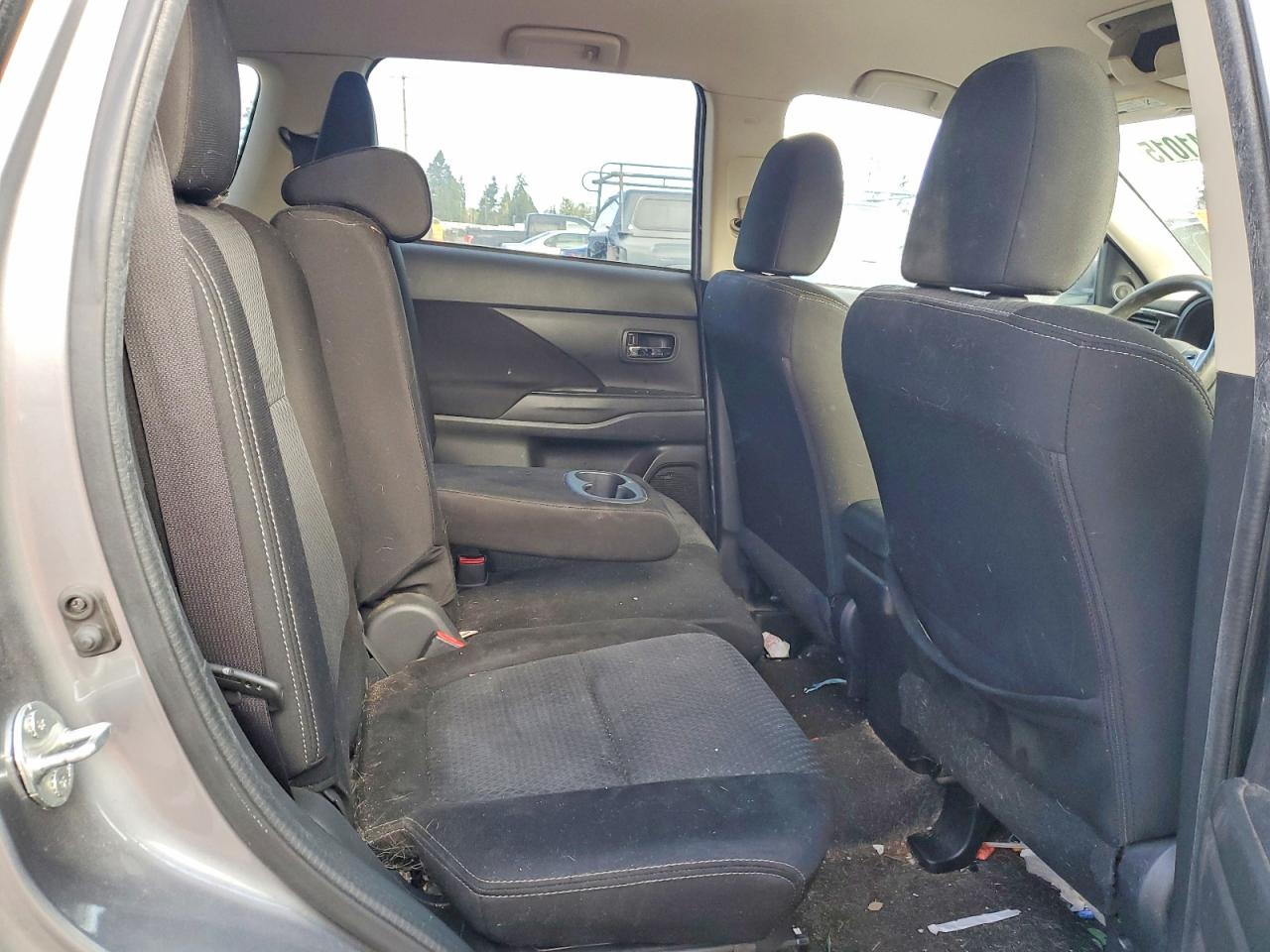 2018 MITSUBISHI OUTLANDER