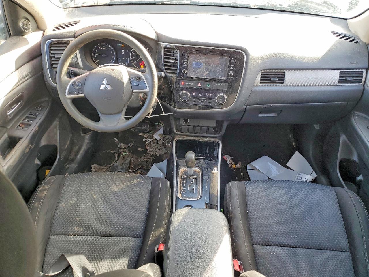 2018 MITSUBISHI OUTLANDER