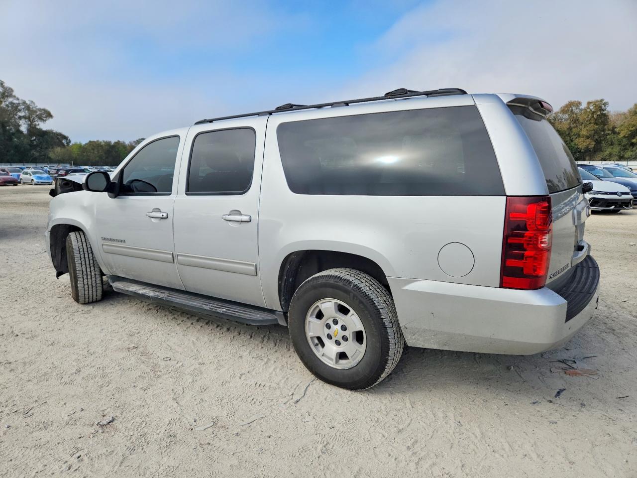 2011 CHEVROLET SUBURBAN