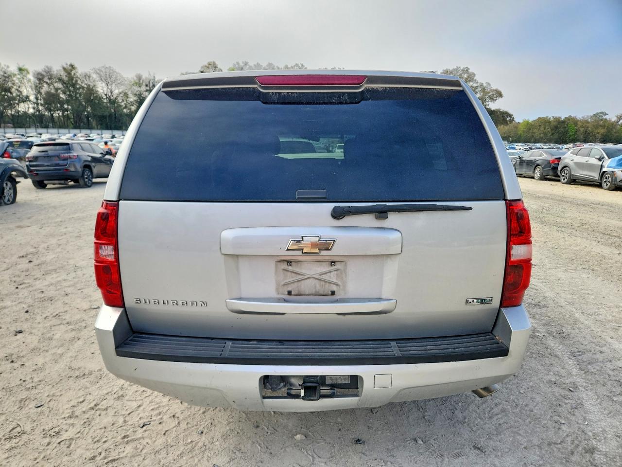 2011 CHEVROLET SUBURBAN