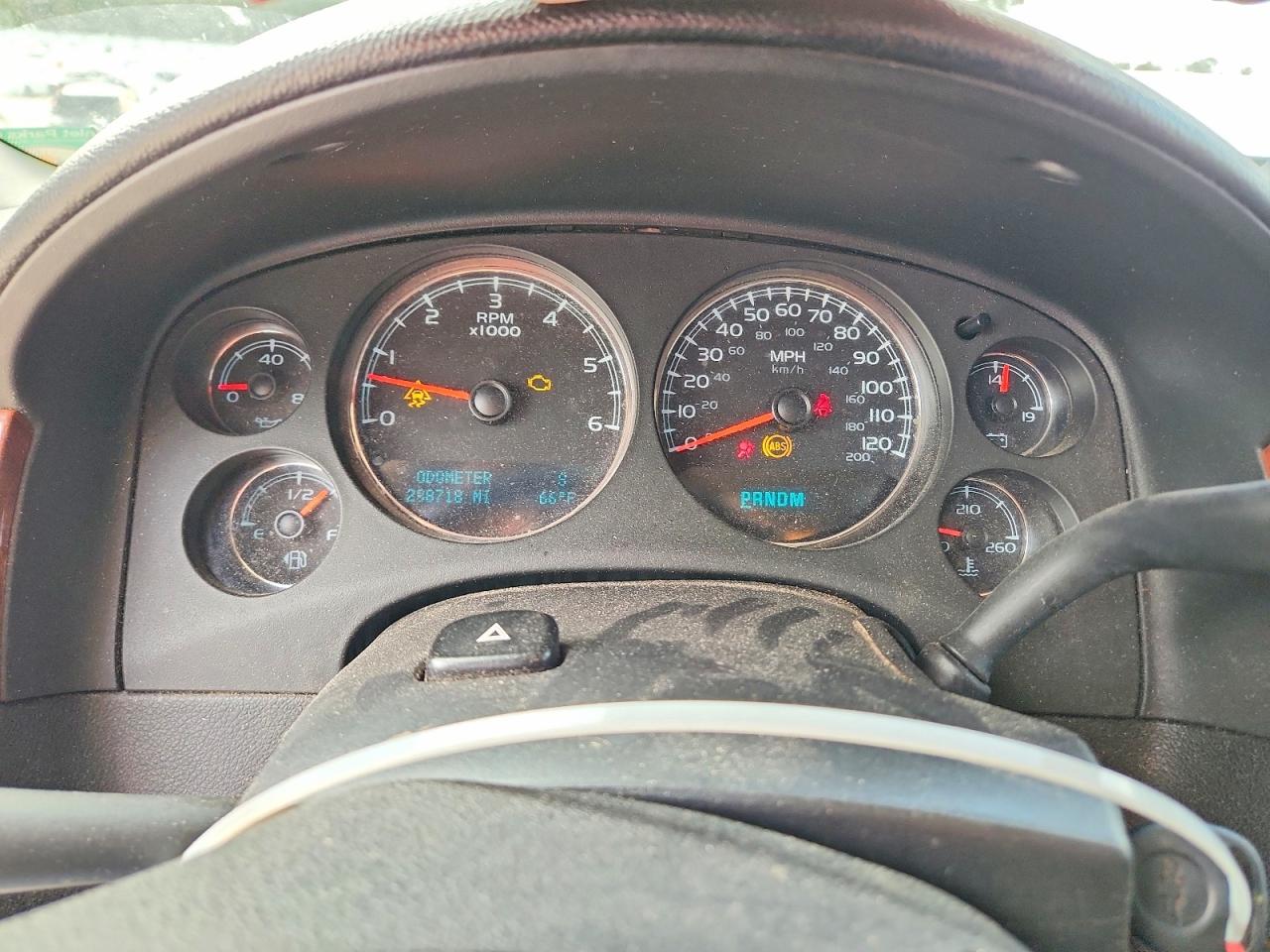 2011 CHEVROLET SUBURBAN