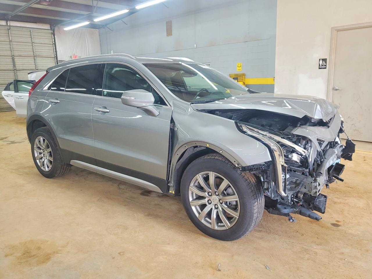 2023 CADILLAC XT4