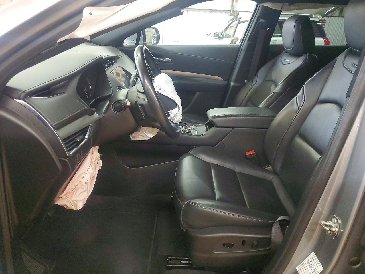 2023 CADILLAC XT4