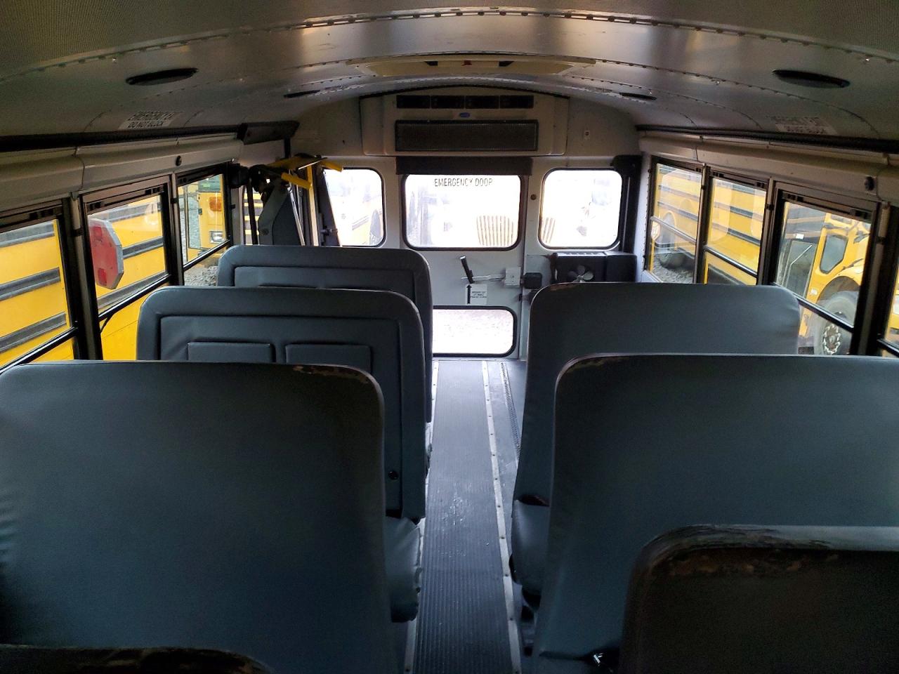 2010 CHEV EXPRESS