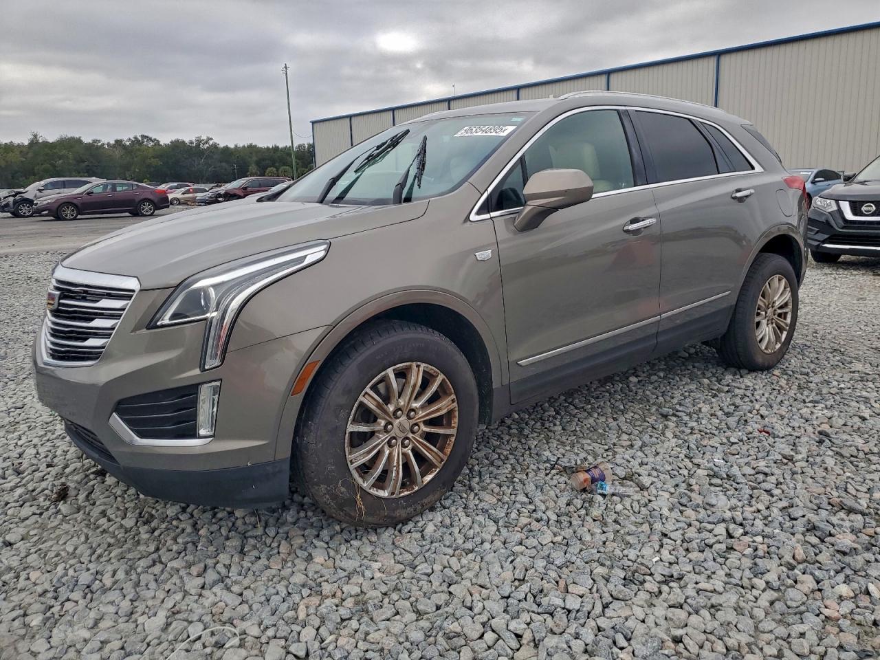 2017 CADILLAC XT5