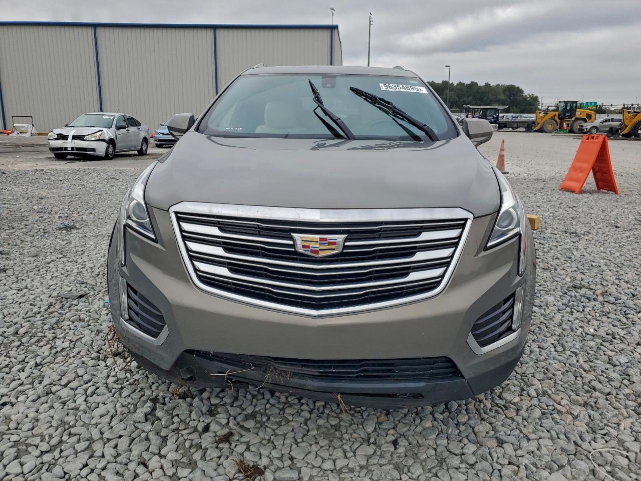 2017 CADILLAC XT5