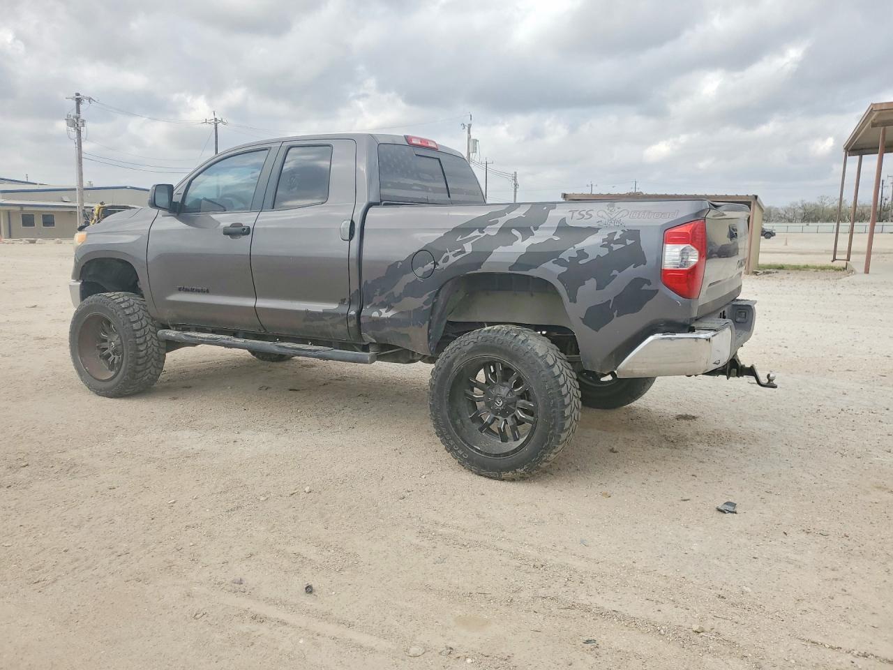 2014 TOYOTA TUNDRA