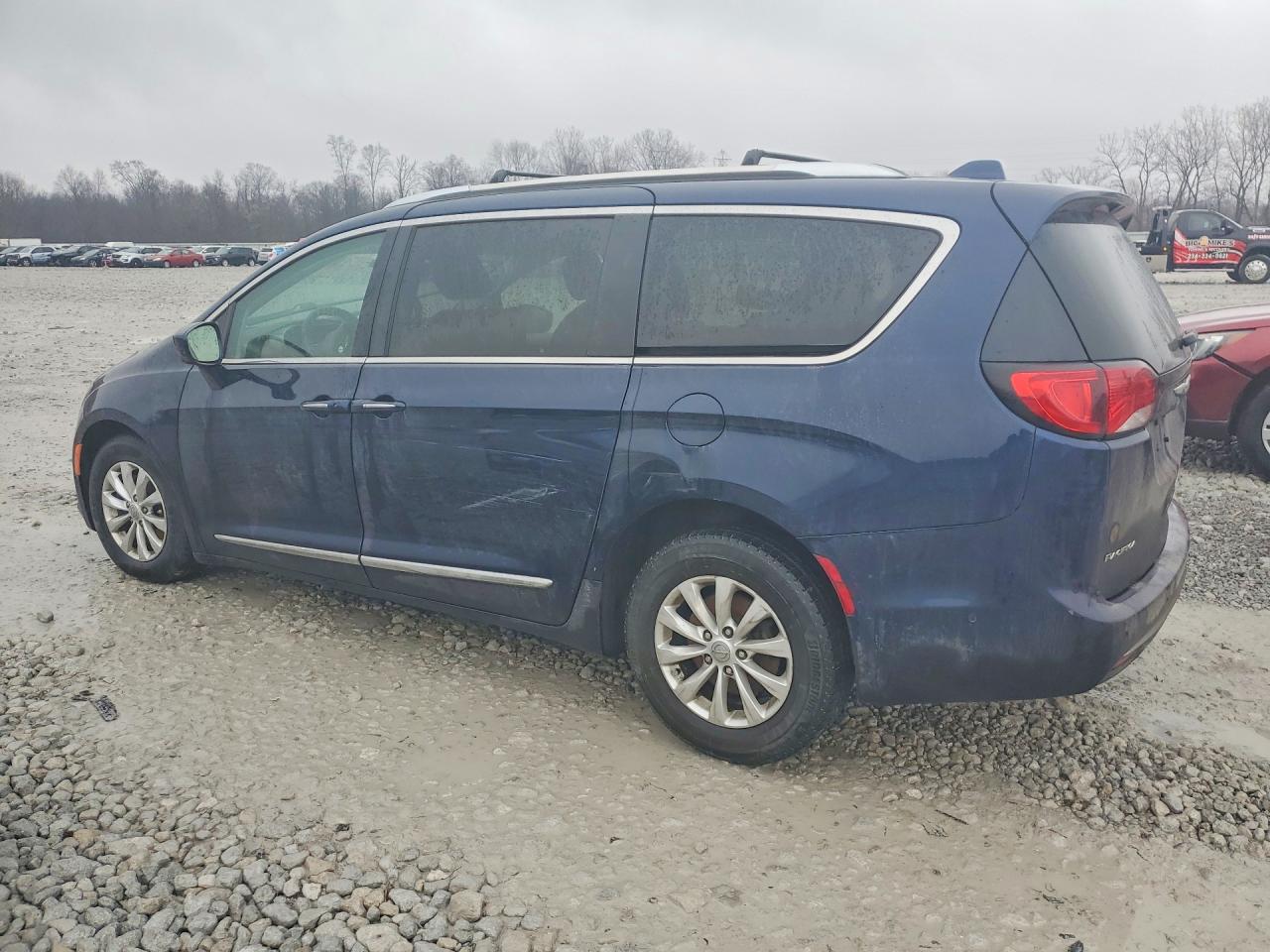 2019 CHRYSLER PACIFICA