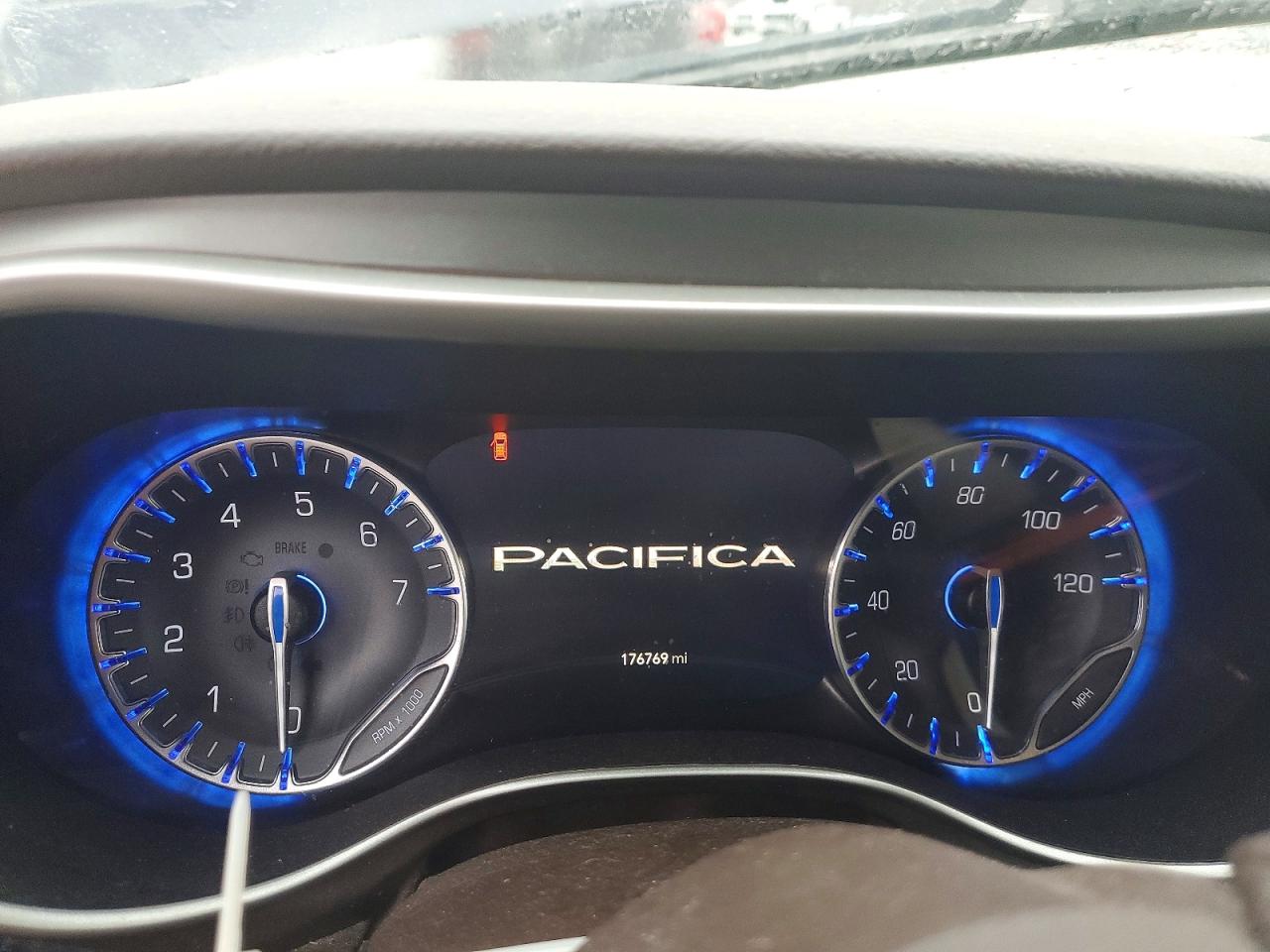 2019 CHRYSLER PACIFICA