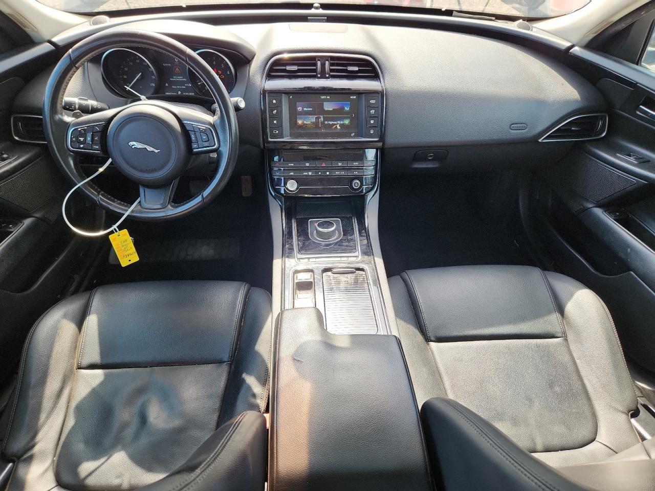2018 JAGUAR XE