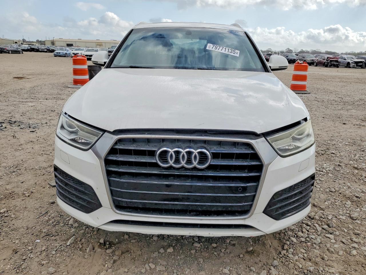 2018 AUDI Q3