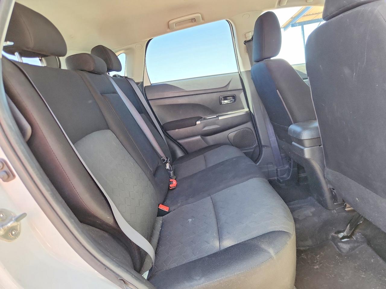 2021 MITSUBISHI OUTLANDER