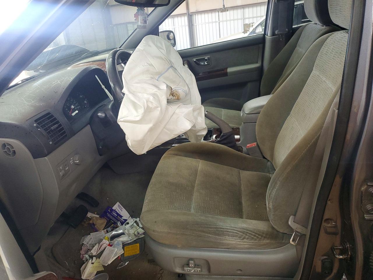2005 KIA SORENTO