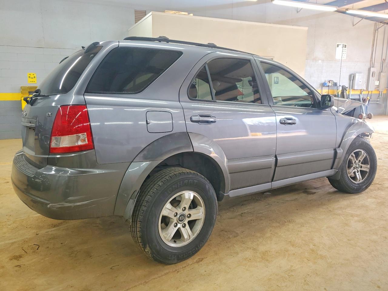 2005 KIA SORENTO