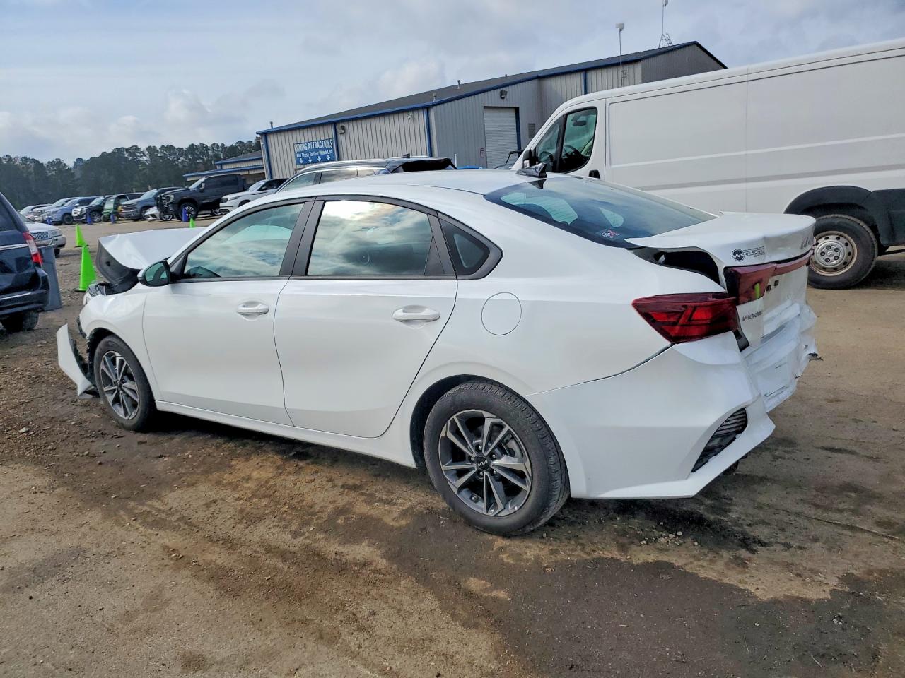 2024 KIA FORTE