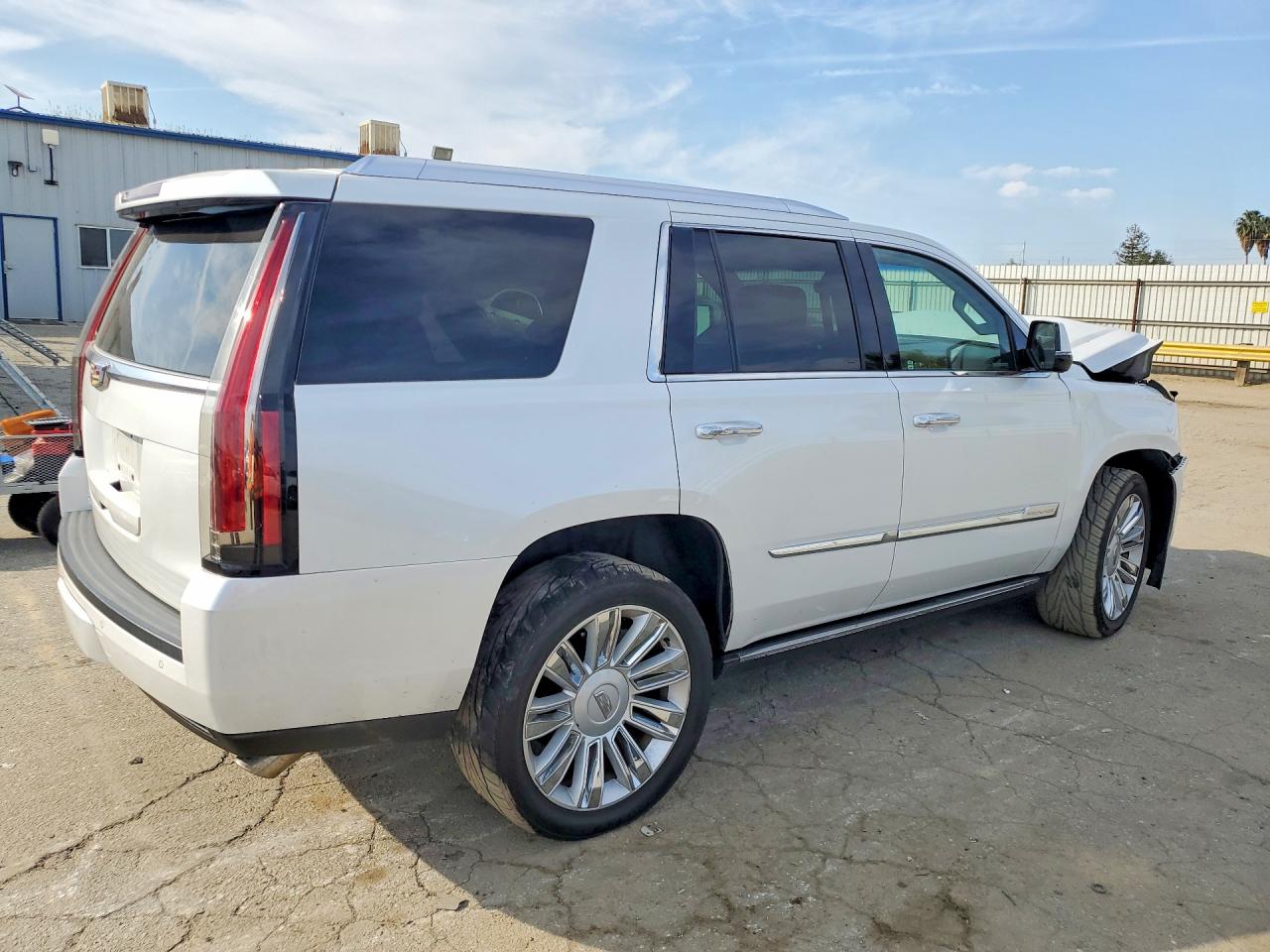 2016 CADILLAC ESCALADE
