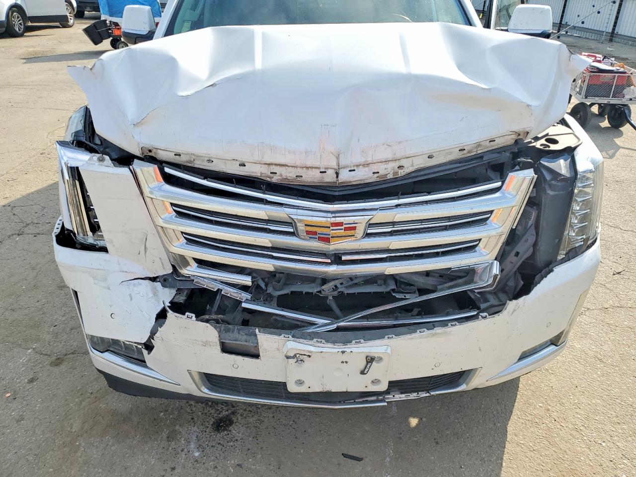 2016 CADILLAC ESCALADE