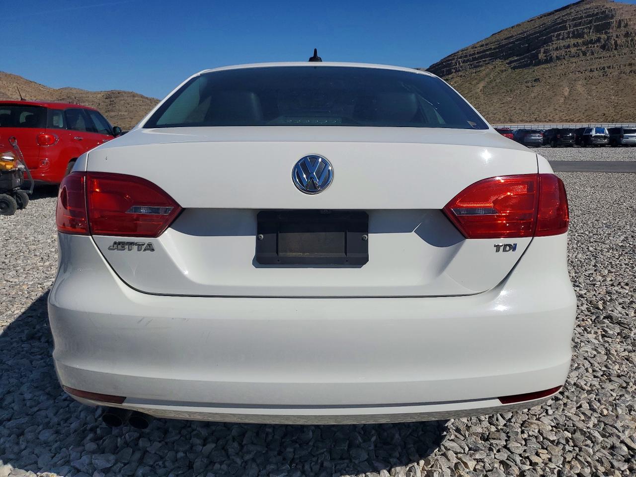 2014 VOLKSWAGEN JETTA