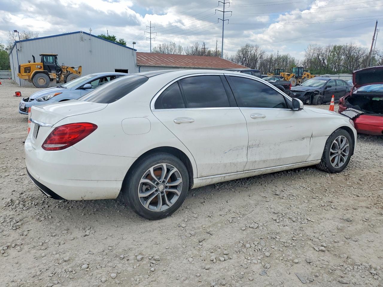 2015 MERCEDES-BENZ C-CLASS