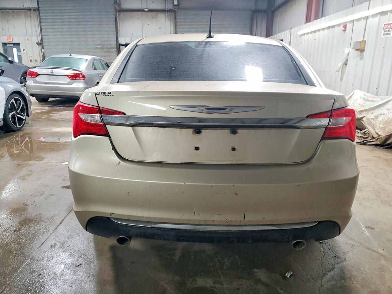 2013 CHRYSLER 200