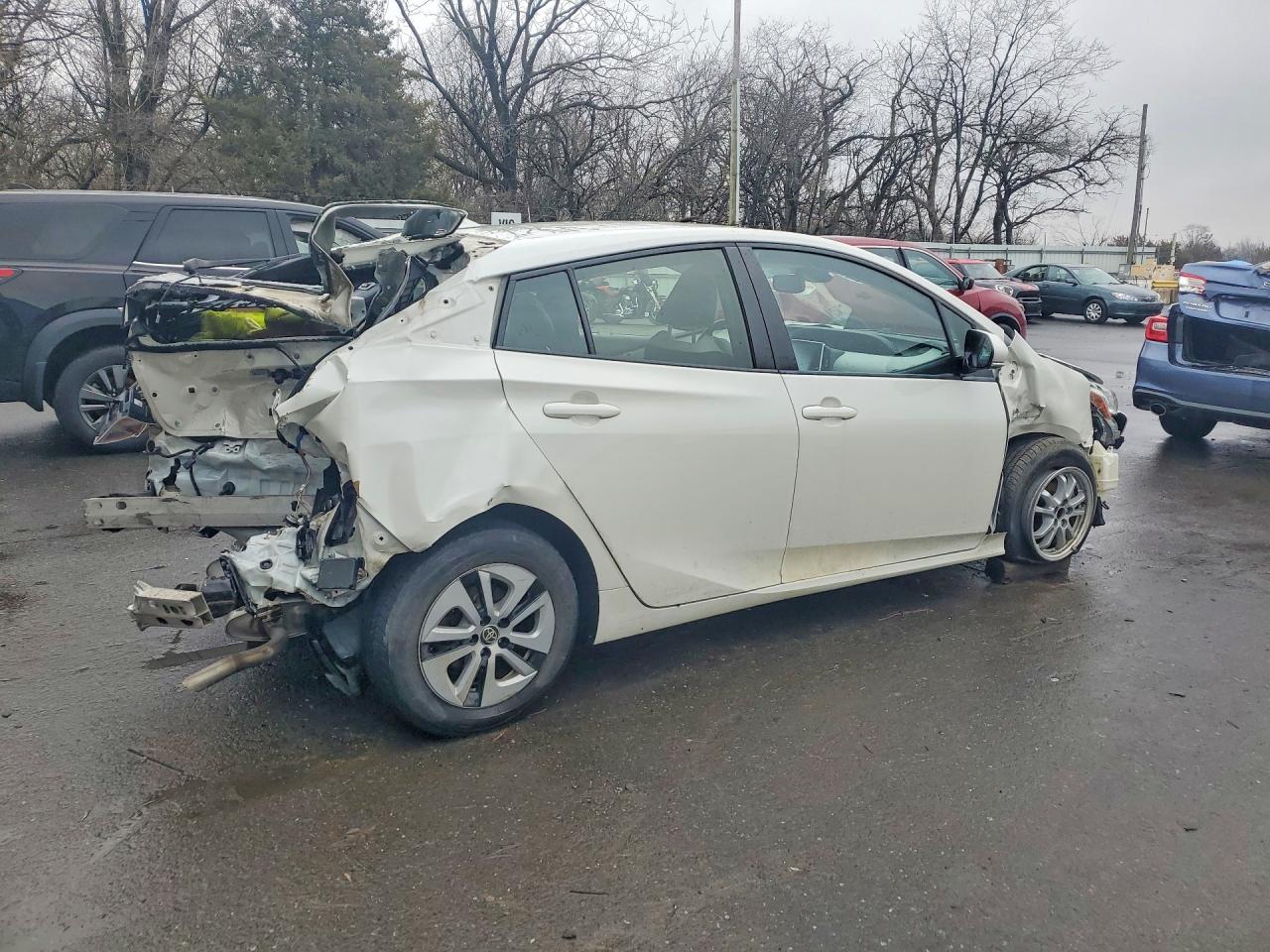 2018 TOYOTA PRIUS